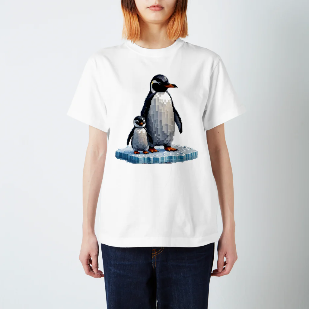 アニマルアートのペンギンの親子 Regular Fit T-Shirt