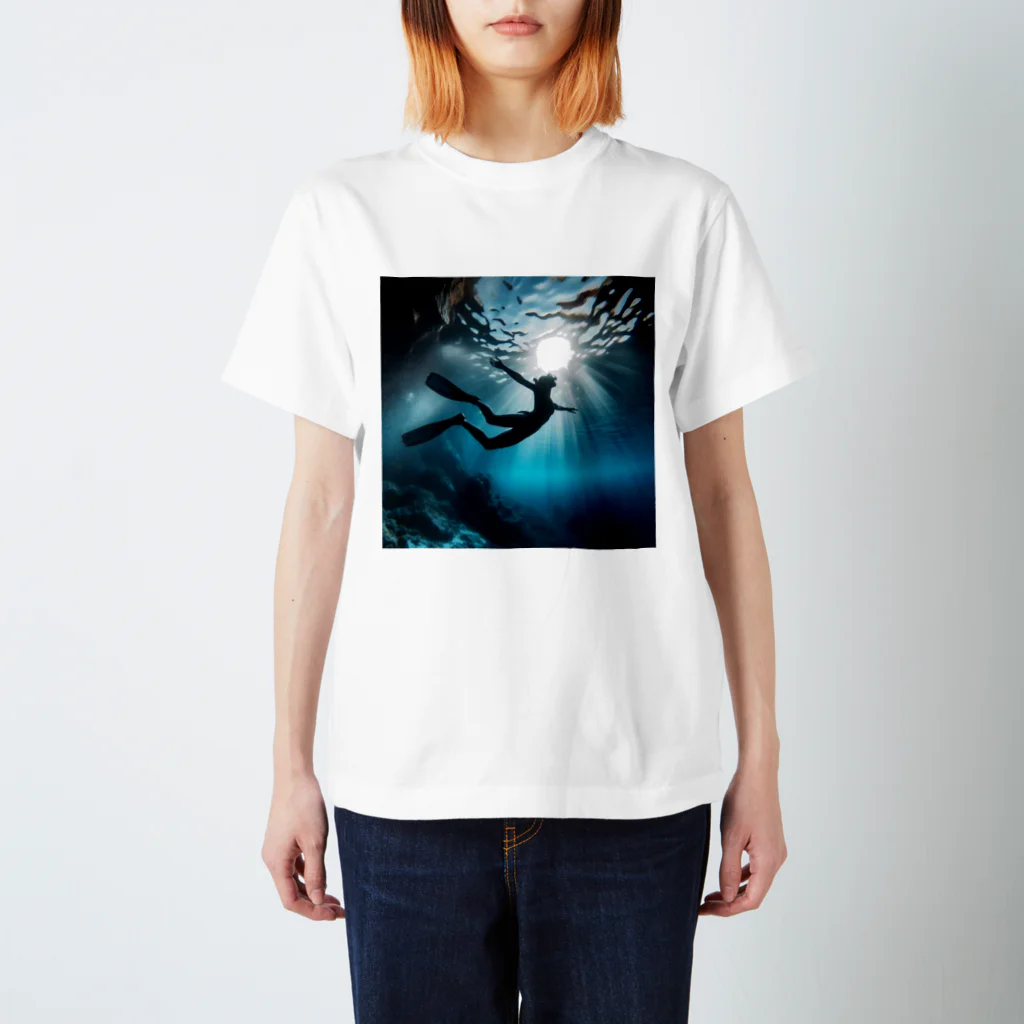 onokuriの神秘の海へ スタンダードTシャツ