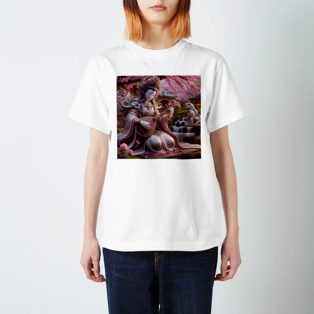 うりこみ屋の芸能の女神弁財天さま Regular Fit T-Shirt