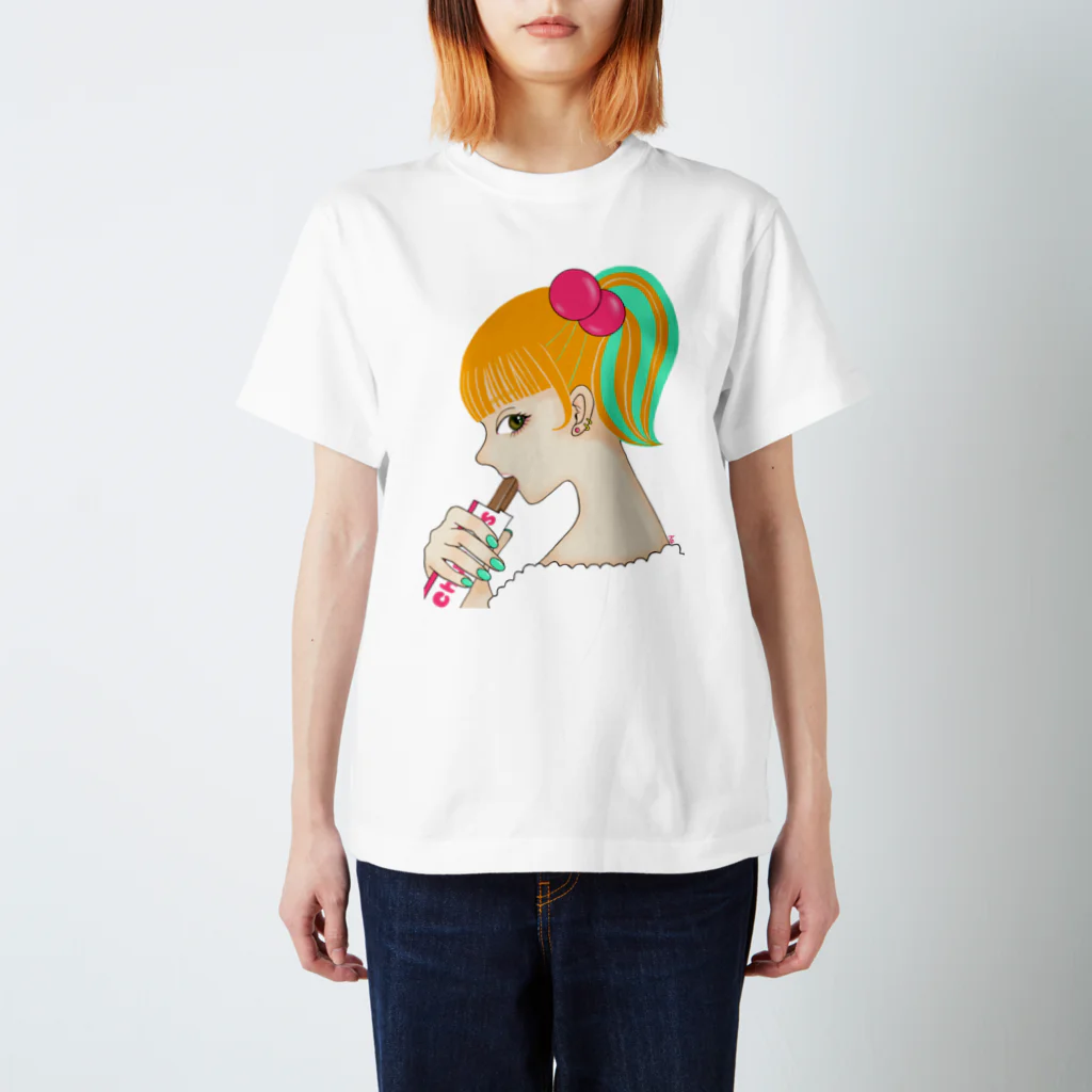 笑う動物のチュロスちゃん スタンダードTシャツ