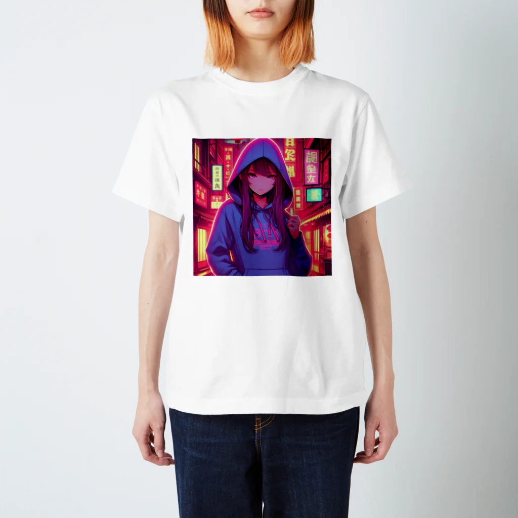 UnderpopSのネオンが光る街に立つ女の子2 Regular Fit T-Shirt