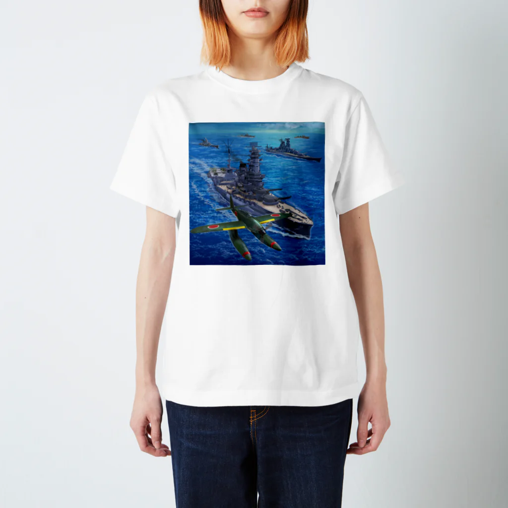 freehandの航空戦艦「伊勢」と水上機「晴嵐」 Regular Fit T-Shirt