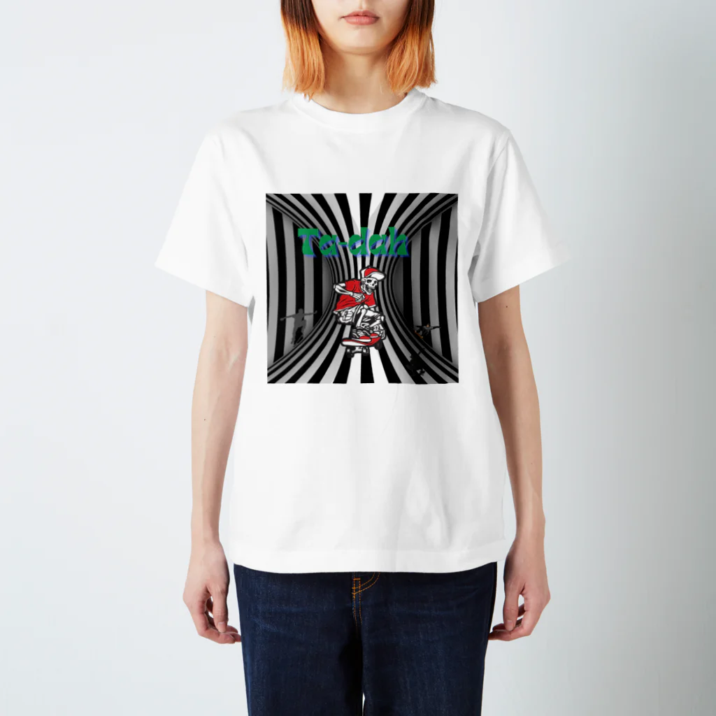 suzuringorirappaの錯覚とスケボー Regular Fit T-Shirt