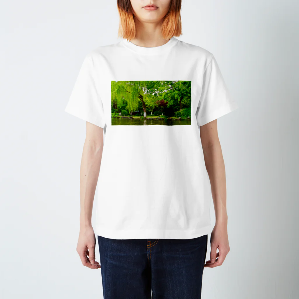 キー・チャンの西湖GREEN スタンダードTシャツ