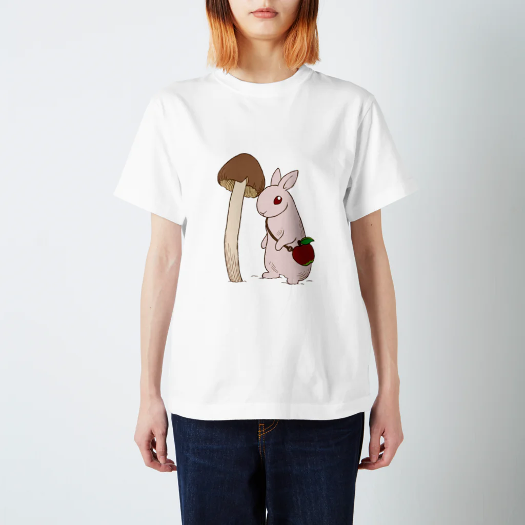 area_nのきのことN区うさぎ Regular Fit T-Shirt