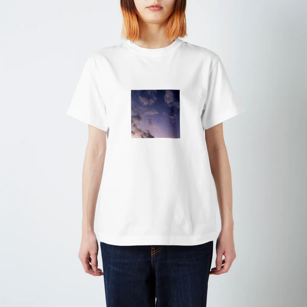 すずかけの木のdawn. Regular Fit T-Shirt