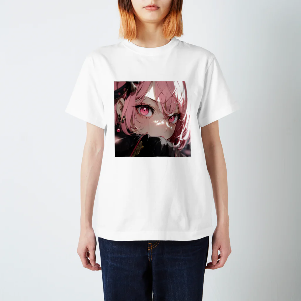 ぶーたんの黒服の女王 Regular Fit T-Shirt