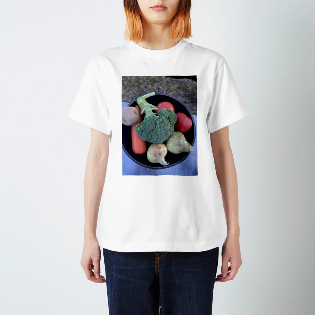 ___piguの野菜の子供達 スタンダードTシャツ