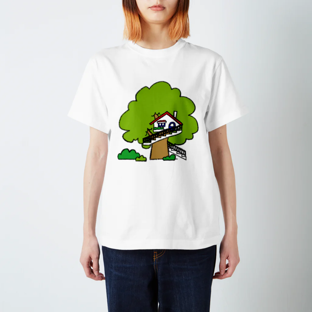 絵本作家・はまのゆかのリスのクルクルの家 Regular Fit T-Shirt