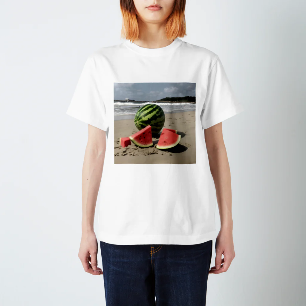 はちみつあめの浜辺のスイカ Regular Fit T-Shirt