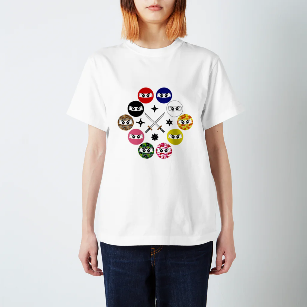 Tossy's colorの【忍び】忍び勢ぞろい Regular Fit T-Shirt