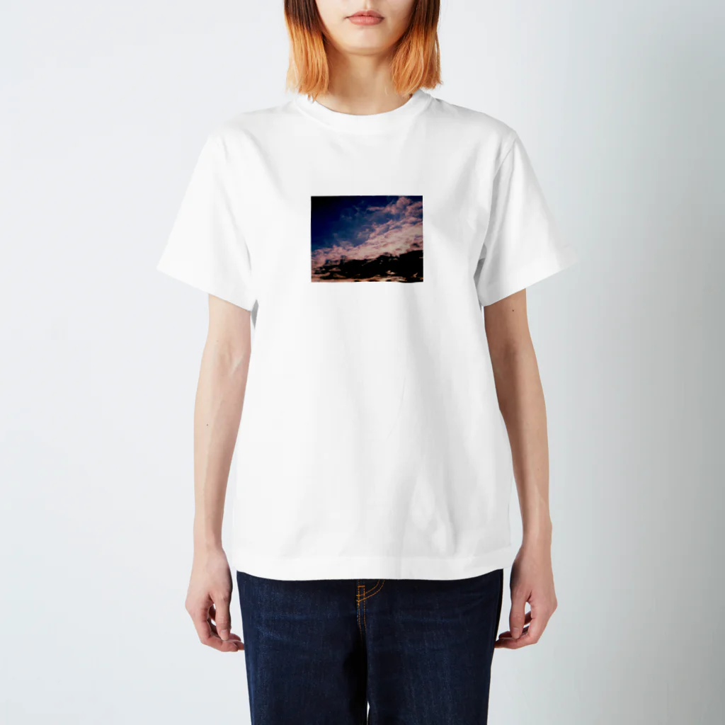 oyasumiのまたあした Regular Fit T-Shirt