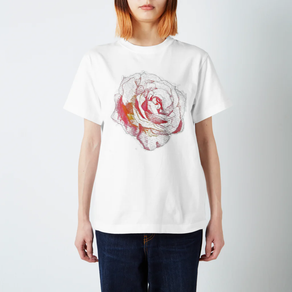 アクアリトゥンのRose Regular Fit T-Shirt