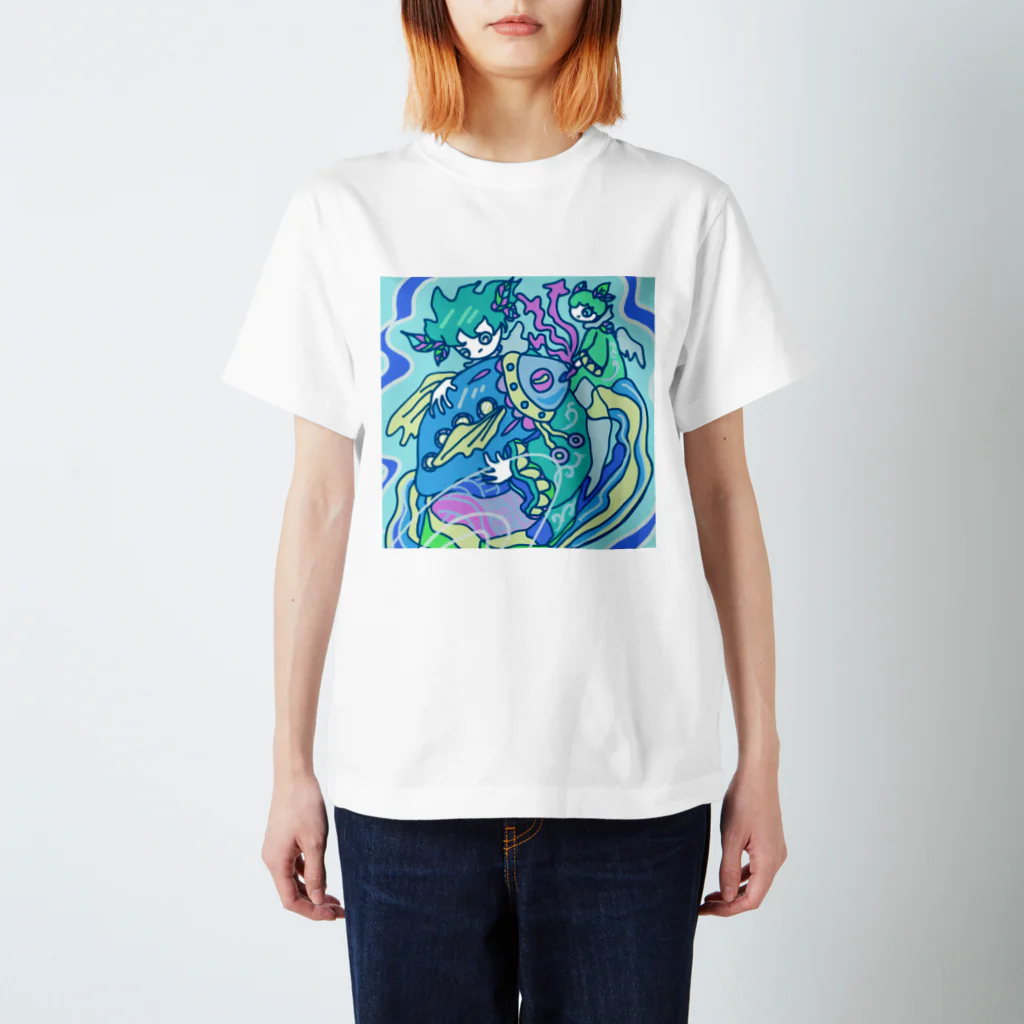 金澤シュウの魚ではない（ややパステル調） Regular Fit T-Shirt