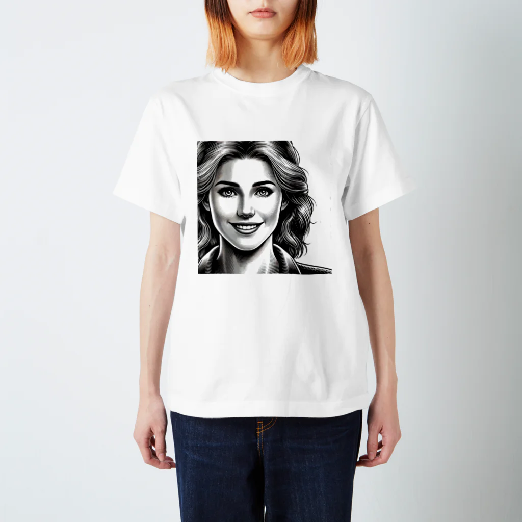 jittamanの微笑む女性 Regular Fit T-Shirt