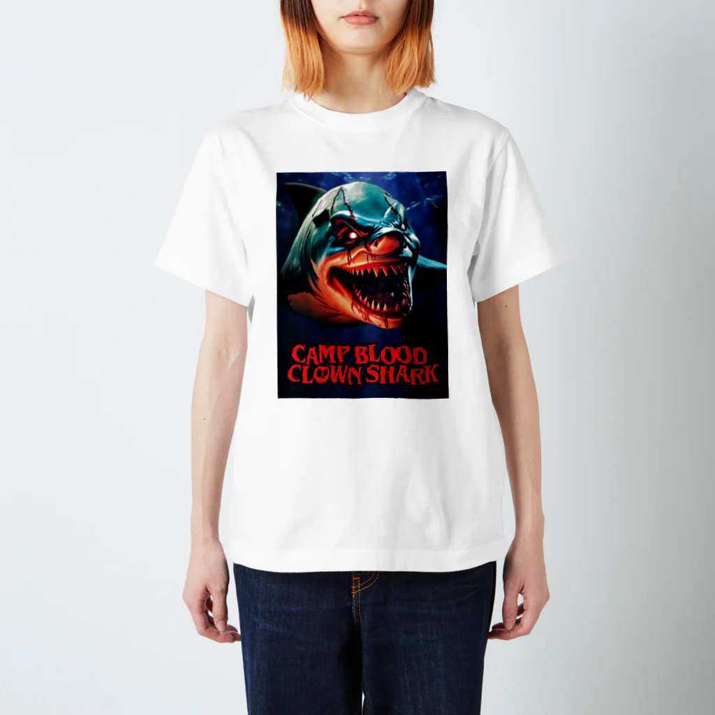 NISHIKURA-EX SHOPの映画 Camp Blood Clown Shark 本国版デザイン（縦） Regular Fit T-Shirt