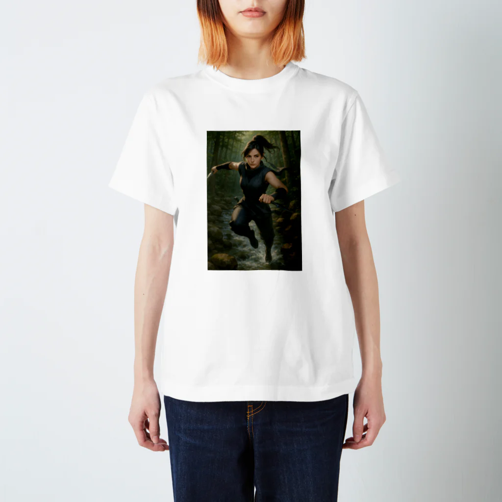 Dark Shadow  - 月影の渓流の影 - くノ一の舞 Regular Fit T-Shirt