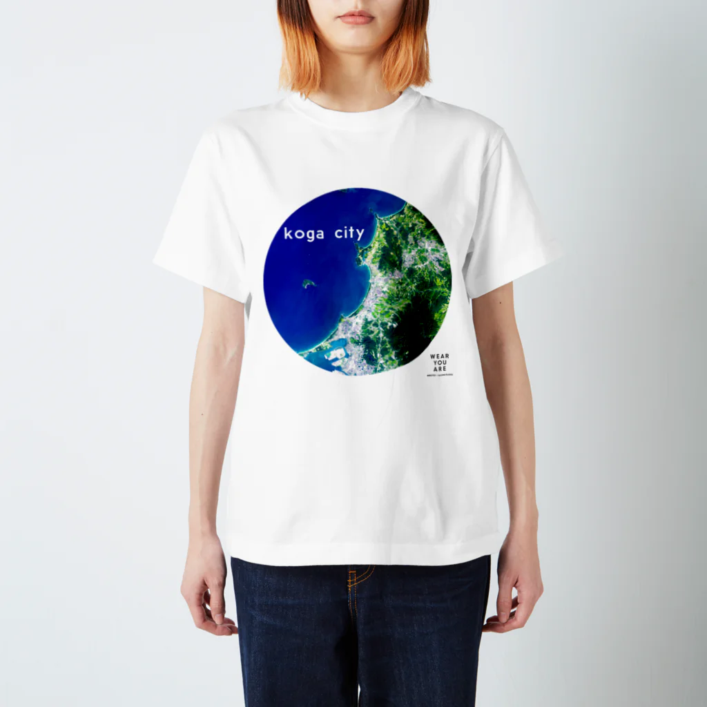 WEAR YOU AREの日本 Tシャツ Regular Fit T-Shirt