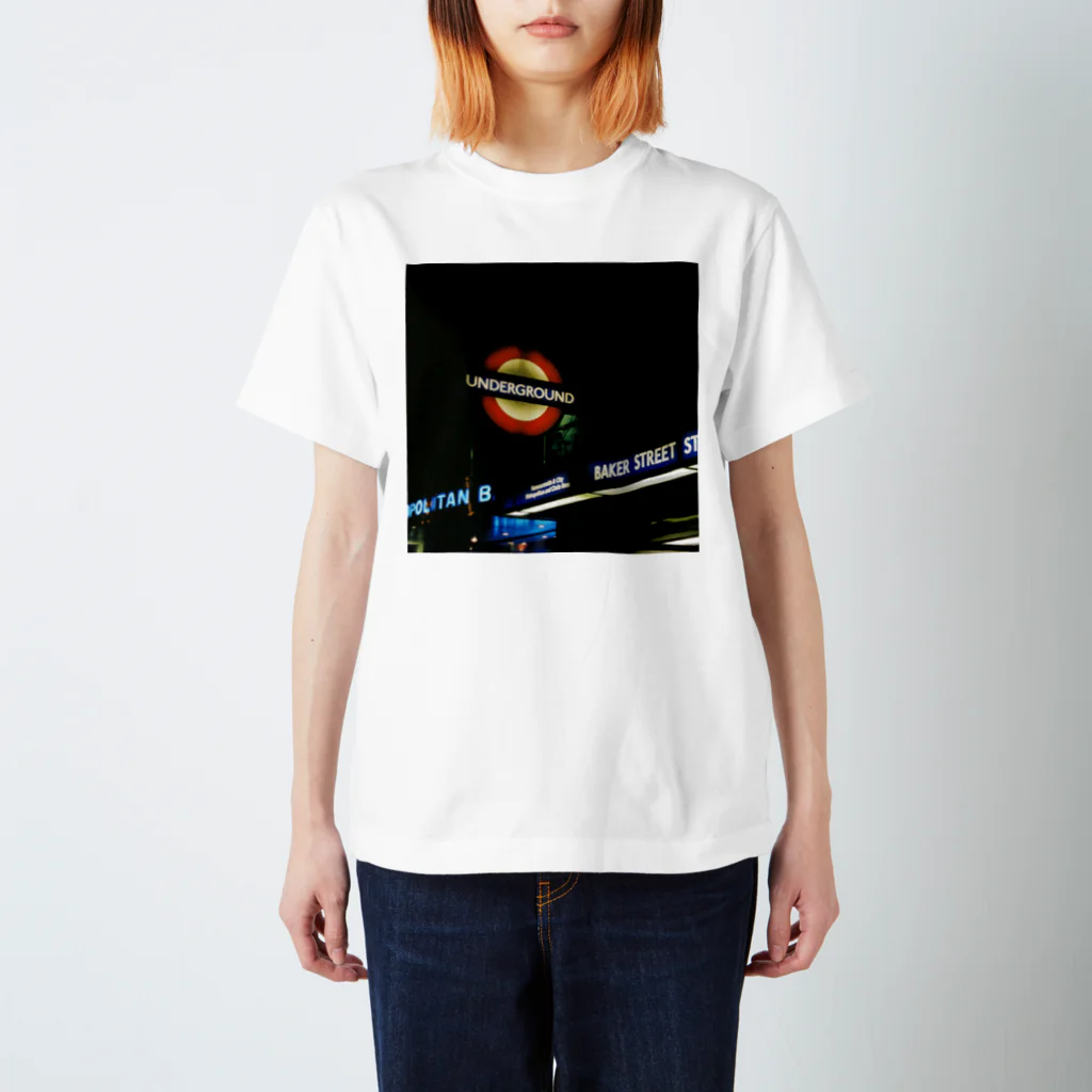 TRAVEL PHOTO PRODUCTSのLondon Underground スタンダードTシャツ