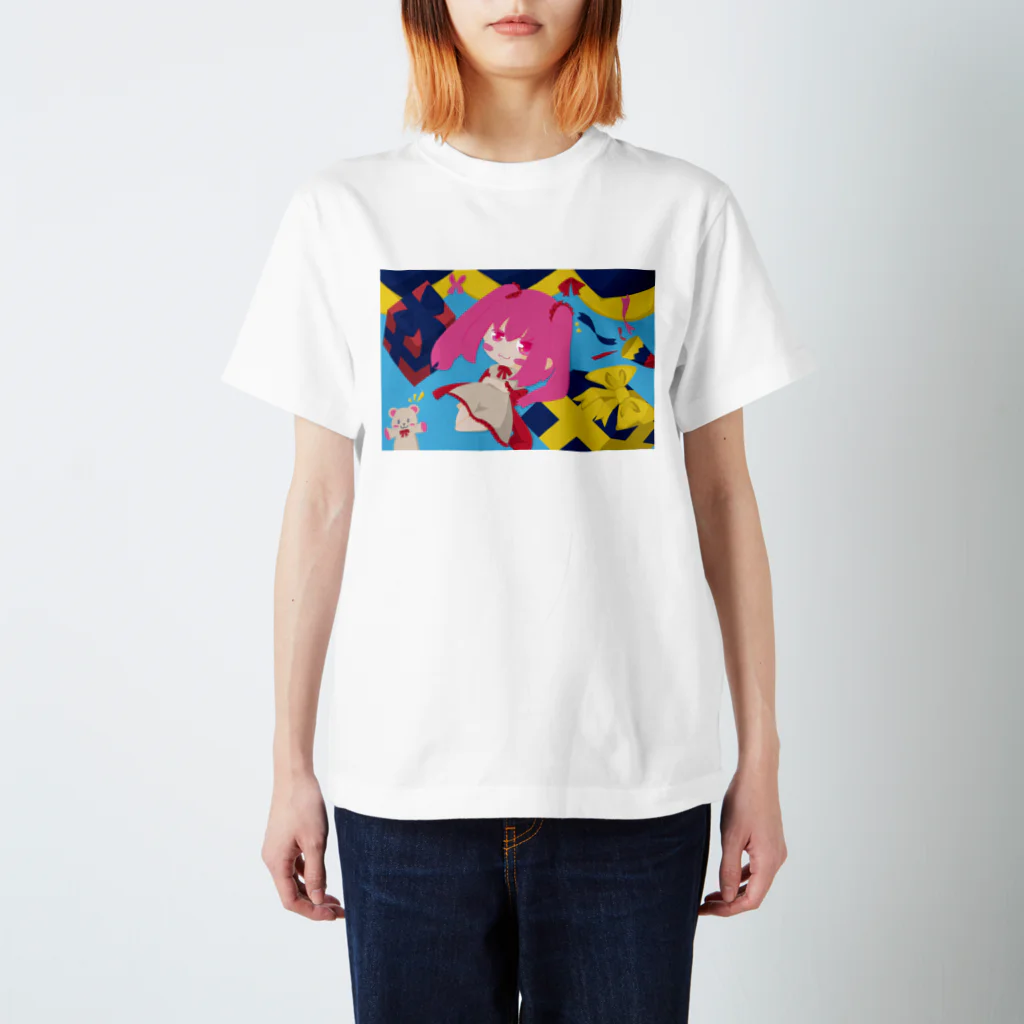 銀猫@絵垢+ご依頼受付中のプレゼントと女の子 Regular Fit T-Shirt