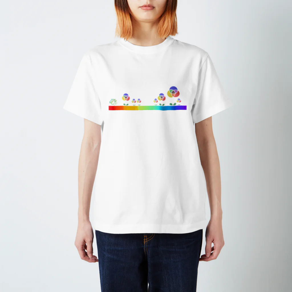 Ladybugcolorの混色フラワー（ペイント） Regular Fit T-Shirt