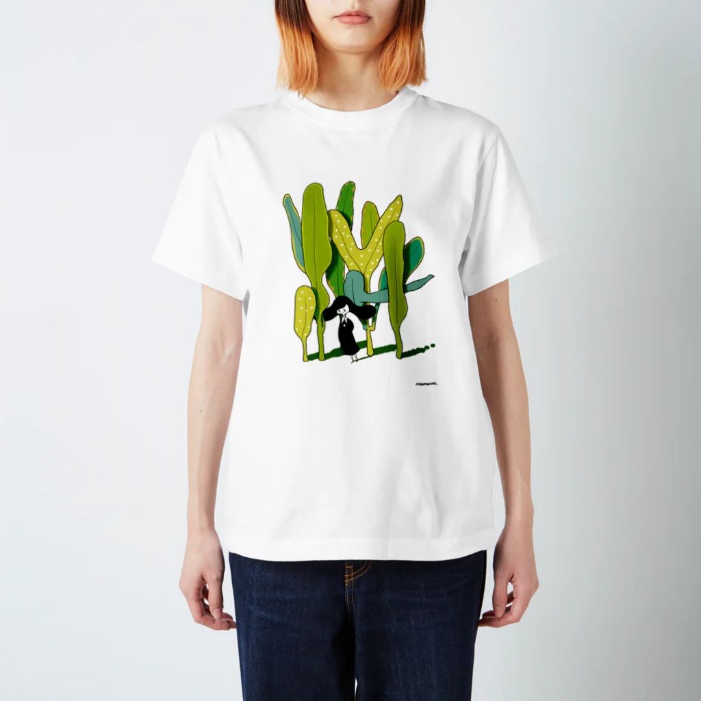 ふわんちゃんの葉っぱ Regular Fit T-Shirt