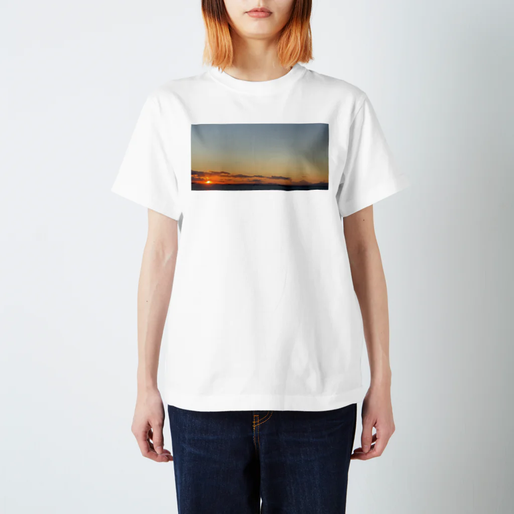 kichiの富士山 夕日(サンセット) 海 Regular Fit T-Shirt