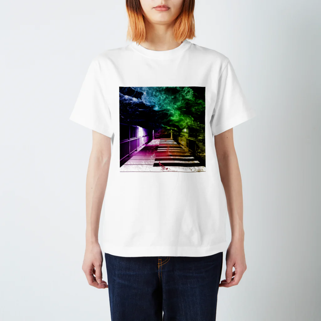 Akroworksの非現実的空間【Piano】 スタンダードTシャツ