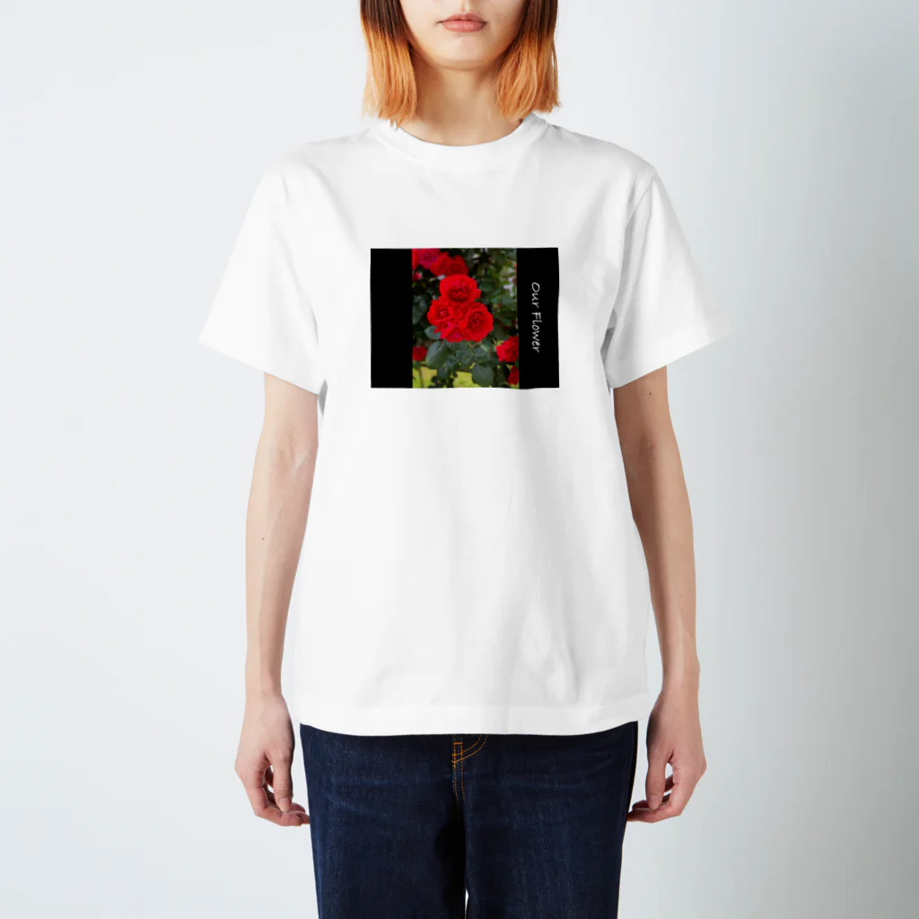 ゆりゆりのOur Flower Regular Fit T-Shirt