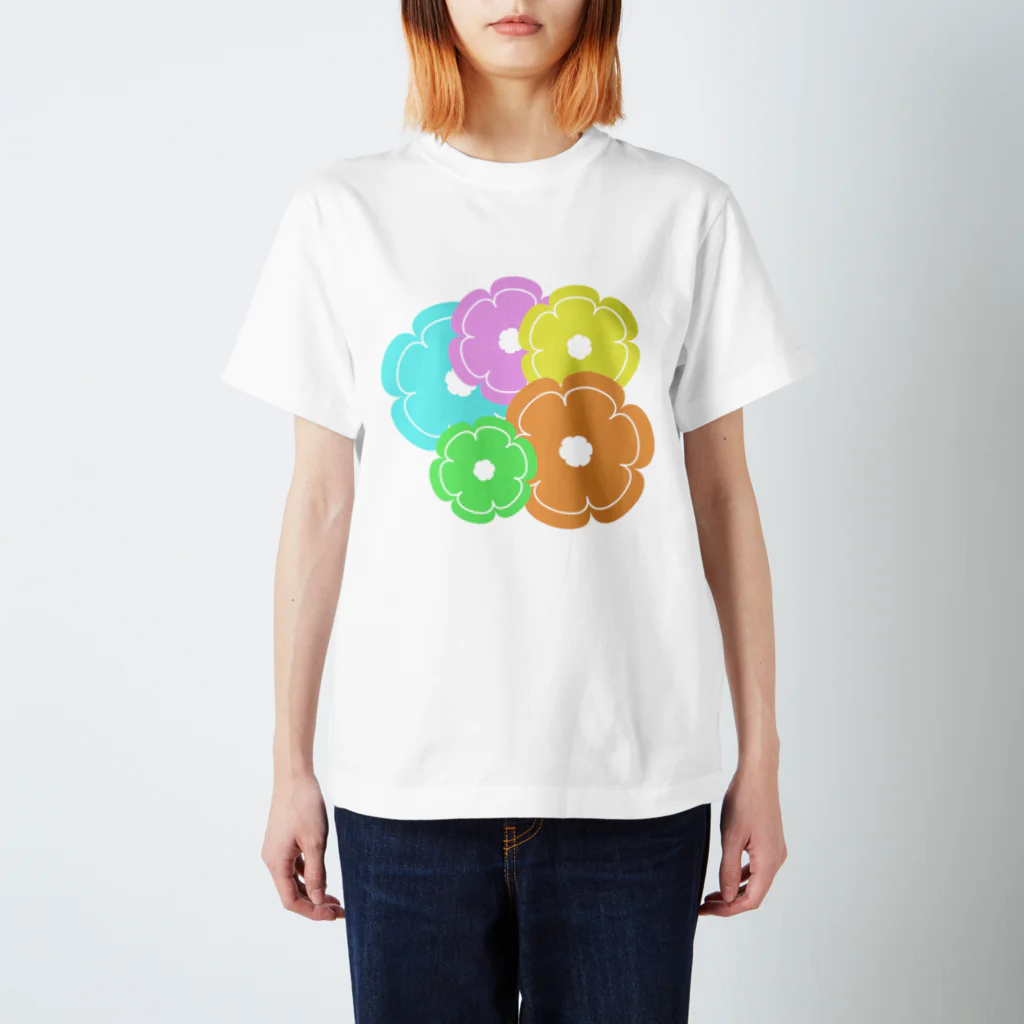 ジャンボリのパステルで可愛い花 Regular Fit T-Shirt