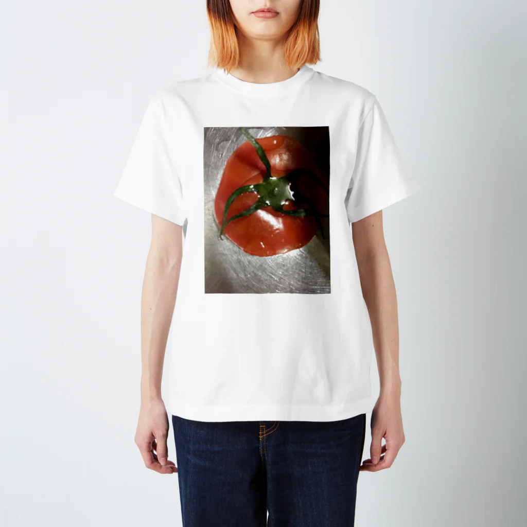 daidokoroのtomato スタンダードTシャツ