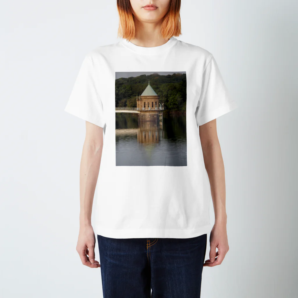 ワタベフミオの堤防 Regular Fit T-Shirt