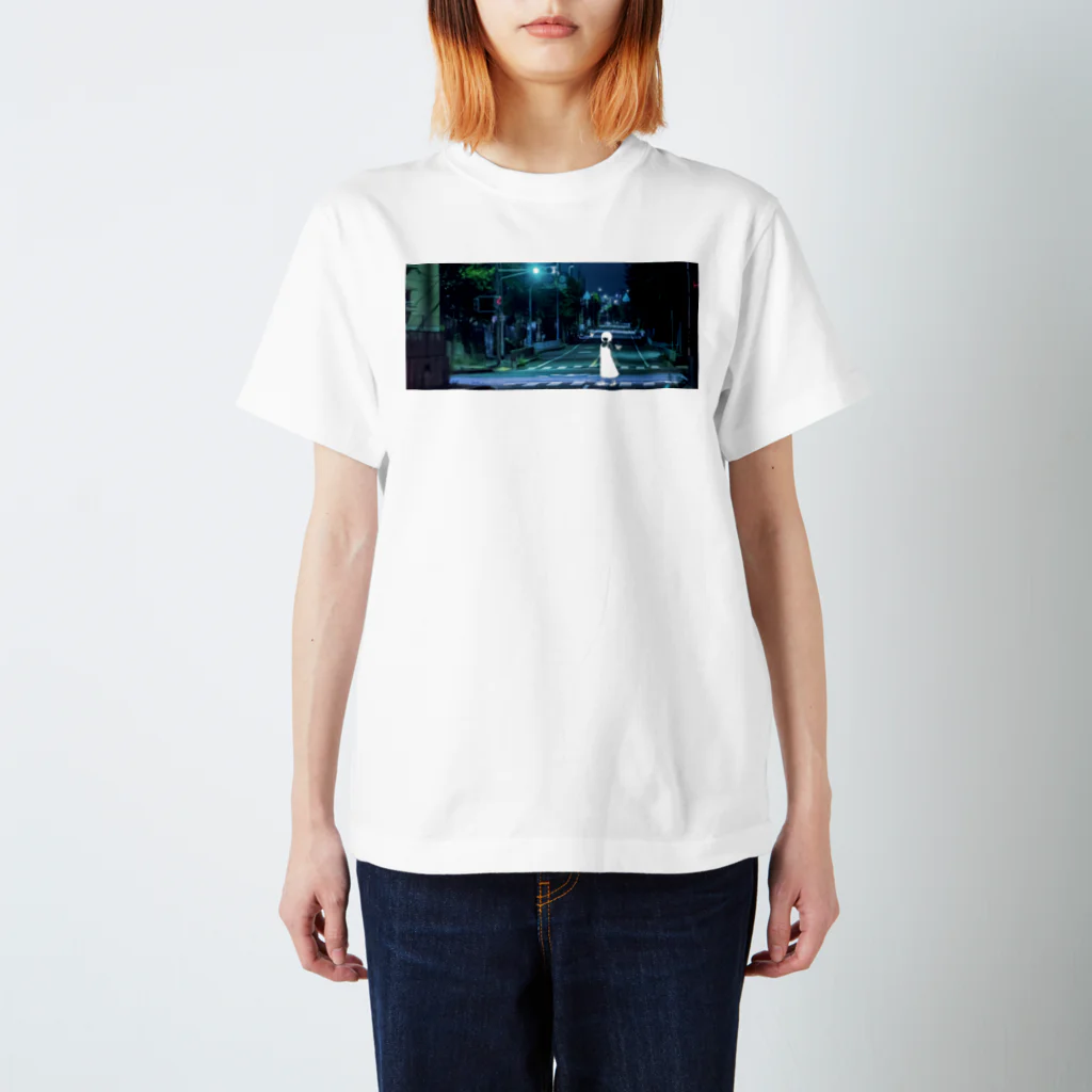 Rir_angの夏の夜の蝶と女の子 Regular Fit T-Shirt