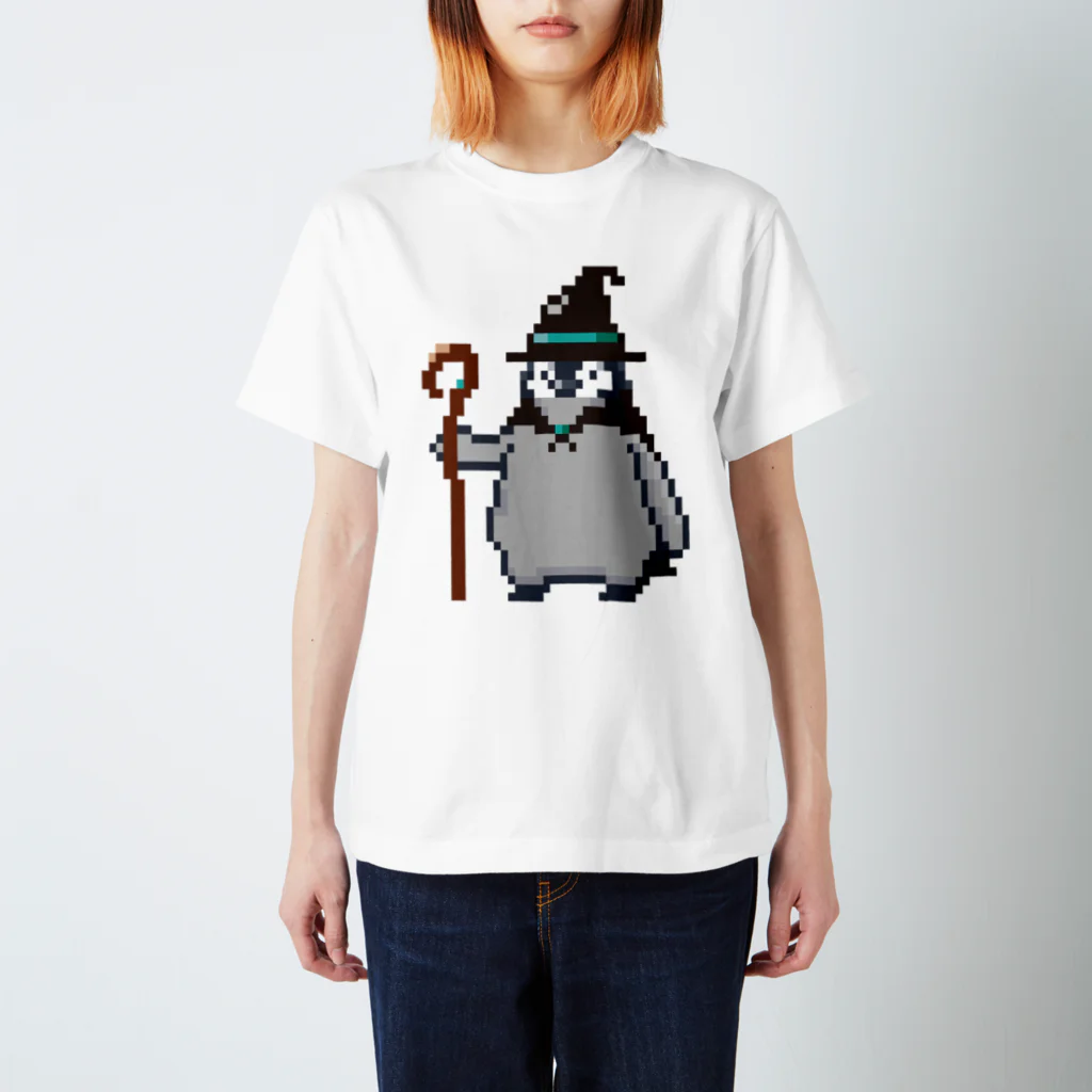 えっへんウサギのペンギンのドット絵ペンギン(魔法使いVer.) スタンダードTシャツ