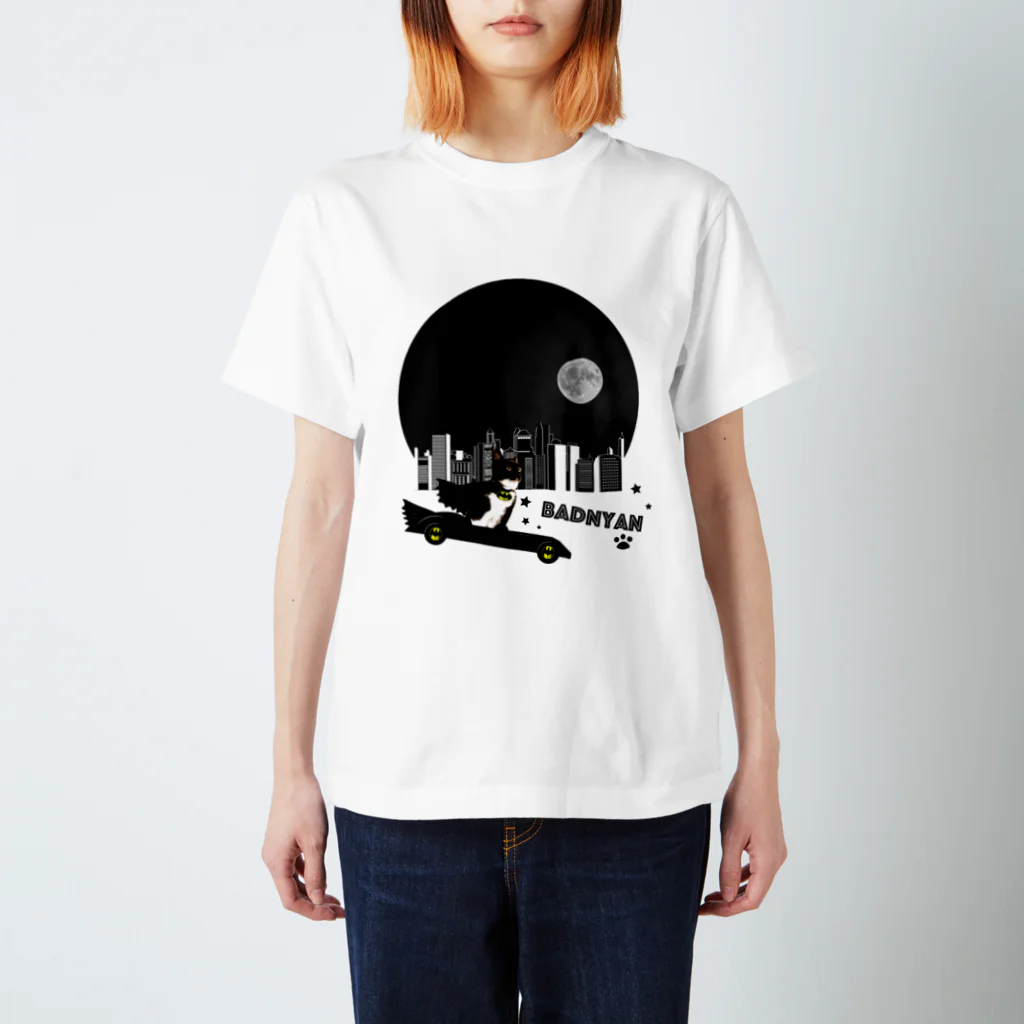 MEOW GALAXYのBADNYAN Regular Fit T-Shirt