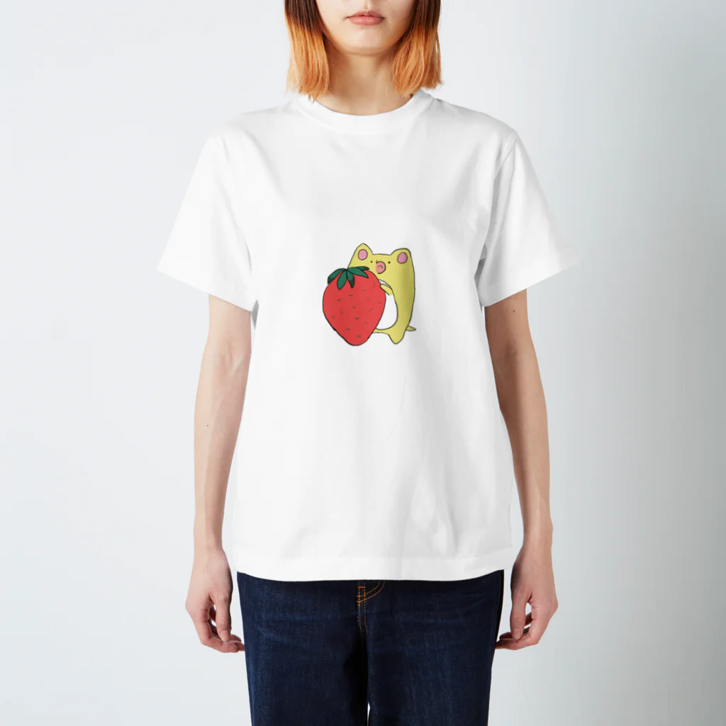 ぷるきゃこのいちごあげまァす！！ Regular Fit T-Shirt