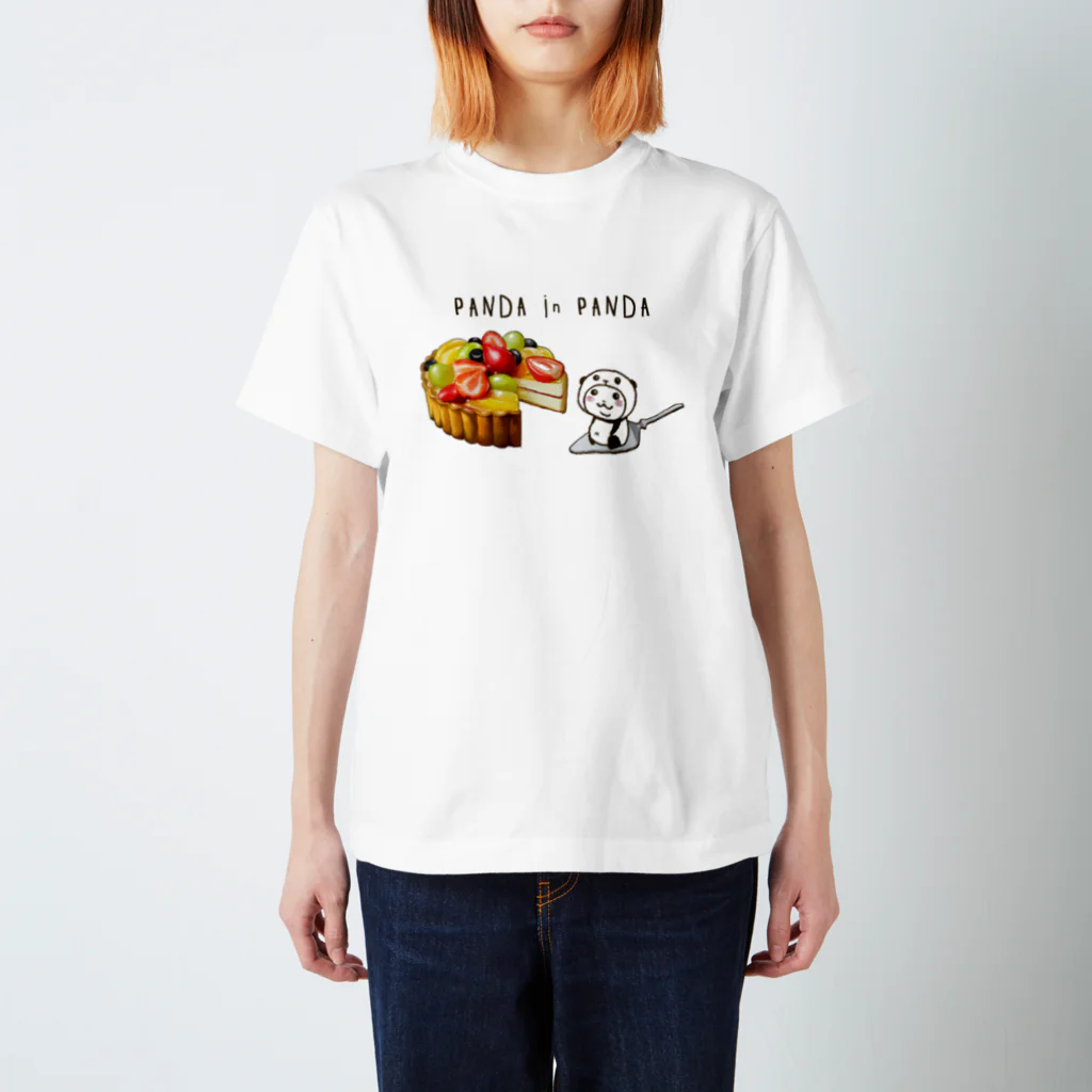 スパイシー千鶴のパンダinぱんだ(フルーツタルトホール) スタンダードTシャツ