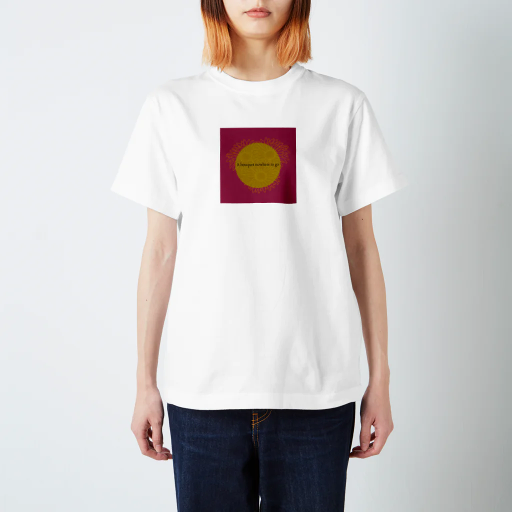 hakuseiのA bouquet nowhere to go Regular Fit T-Shirt