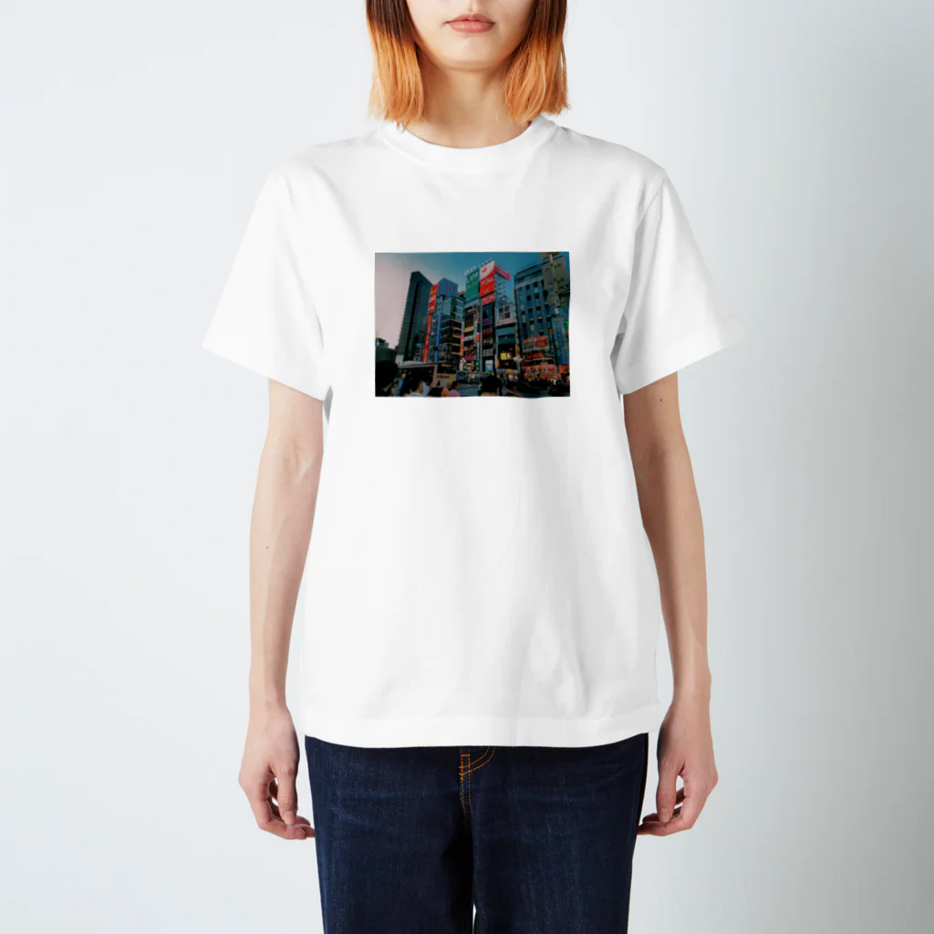 _watana_becky_のshinjuku スタンダードTシャツ