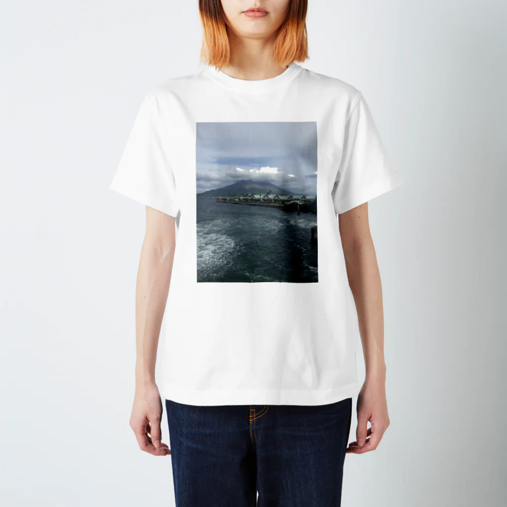 merci9954のThe 桜島 Regular Fit T-Shirt