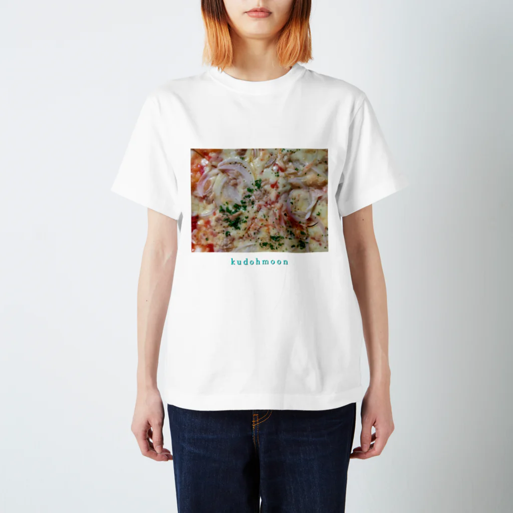 クドームーンのクドームーン ピザ Regular Fit T-Shirt