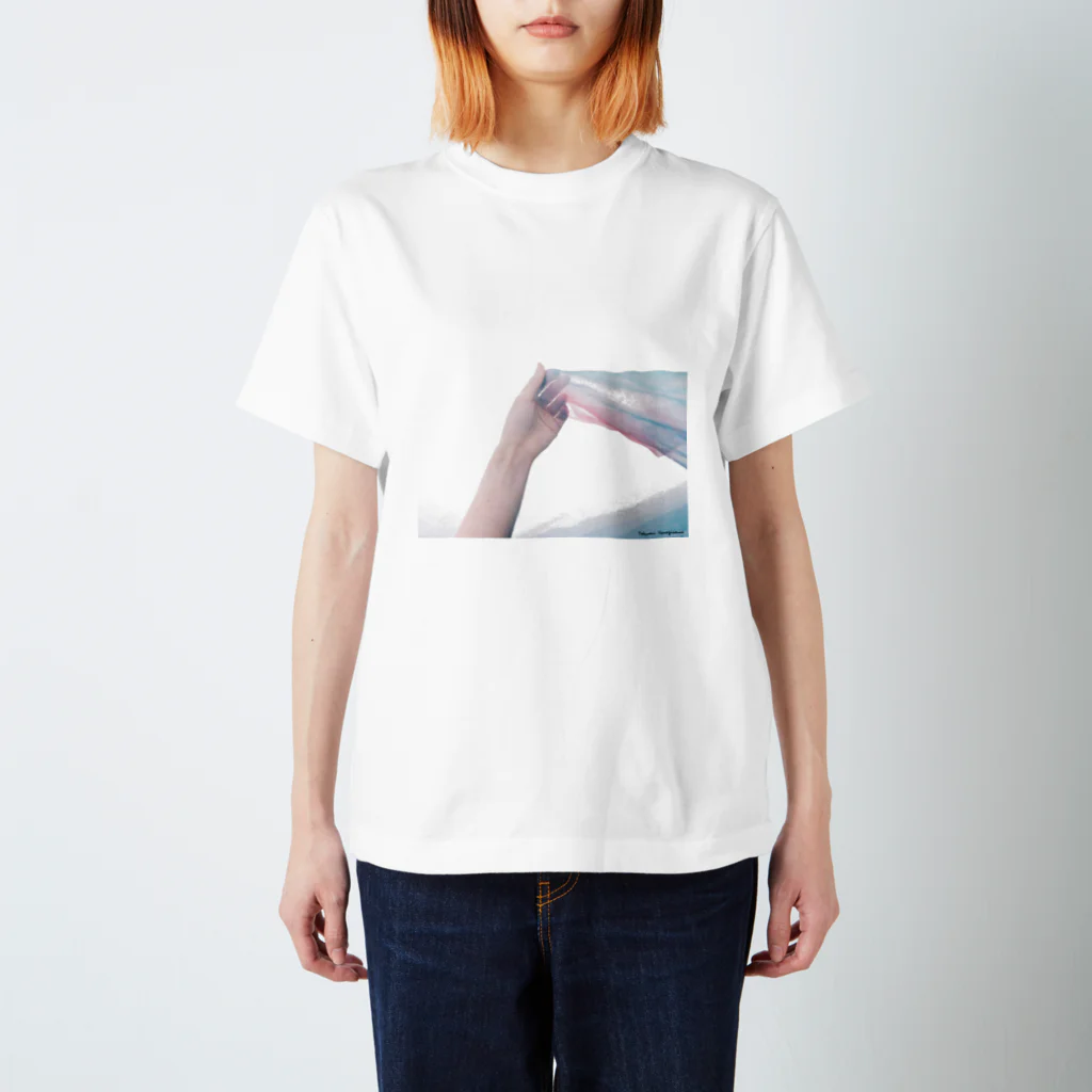 Takumi Yanagisawaのhokorobi  Regular Fit T-Shirt