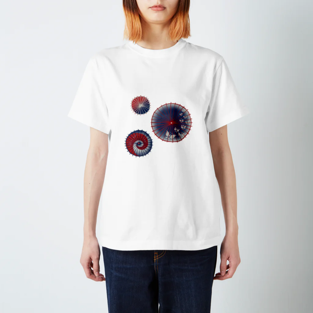 IZANAMI by Akane Yabushitaの【日本レトロ#15】和傘 Regular Fit T-Shirt