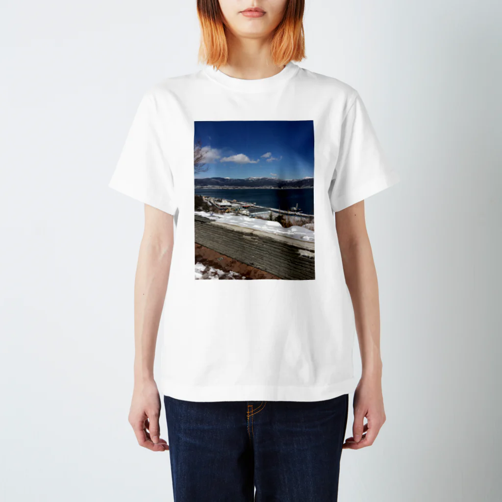 Routineの湖 Regular Fit T-Shirt