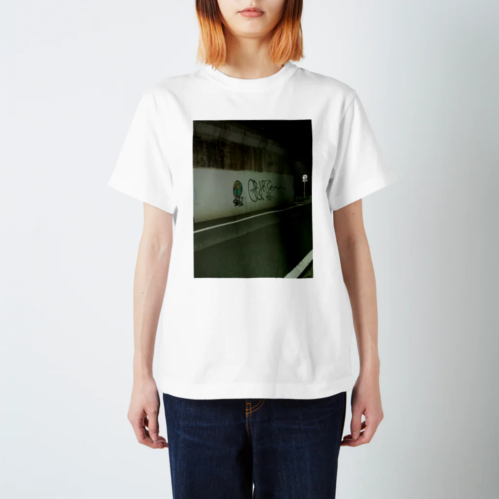 キンゲーの4eyes photo Regular Fit T-Shirt