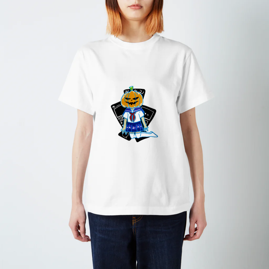 m_misakichiのセーラー服と南京 Regular Fit T-Shirt