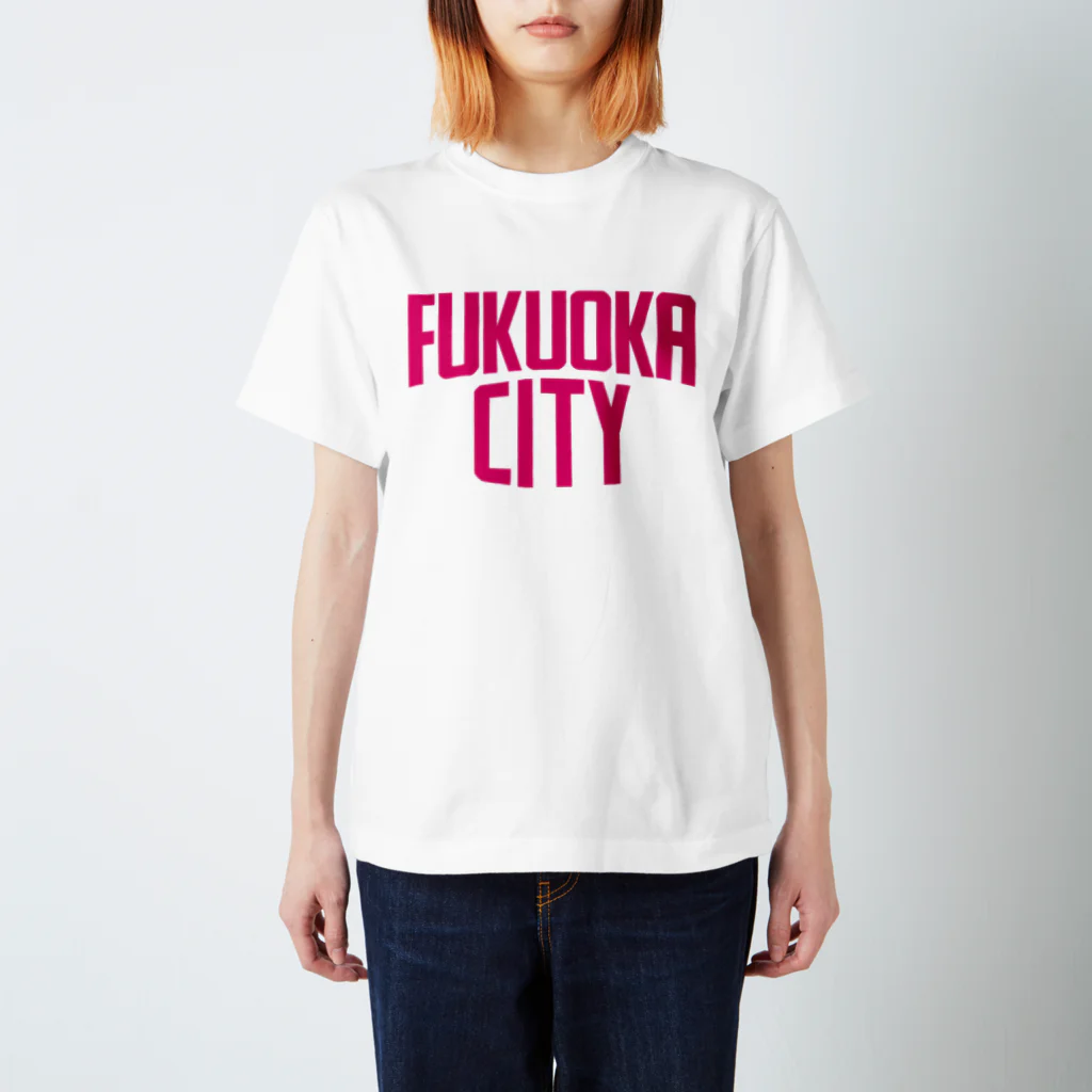 福岡Tシャツ通販サイトの福岡シティTシャツ（ピンクロゴ） Regular Fit T-Shirt