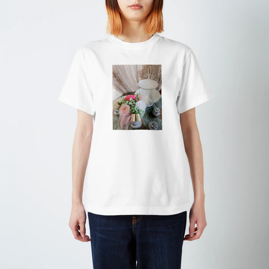 Spiritual_LeeのRomantic flower  Regular Fit T-Shirt