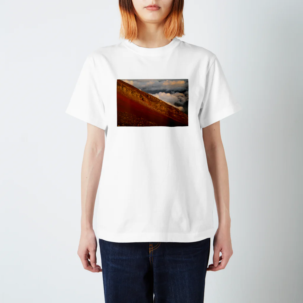 ten_hezの富士山 赤土 スタンダードTシャツ