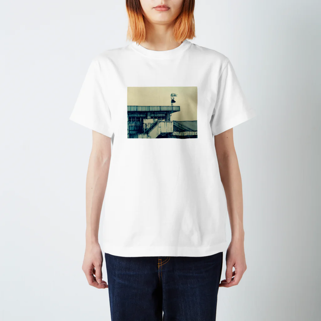 どせいのわっかの風強い Regular Fit T-Shirt